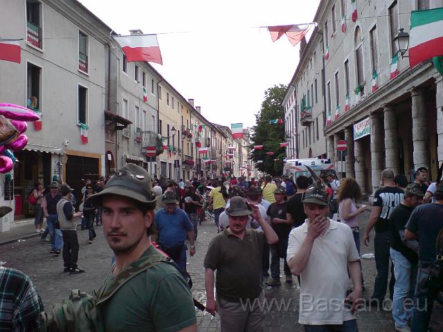 Adunata Alpini BAssano 2008 MK-126.JPG